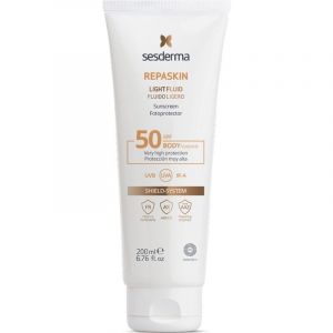 Sesderma Repaskin Fluído Ligeiro Fotoprotector Corporal SPF50 200ml